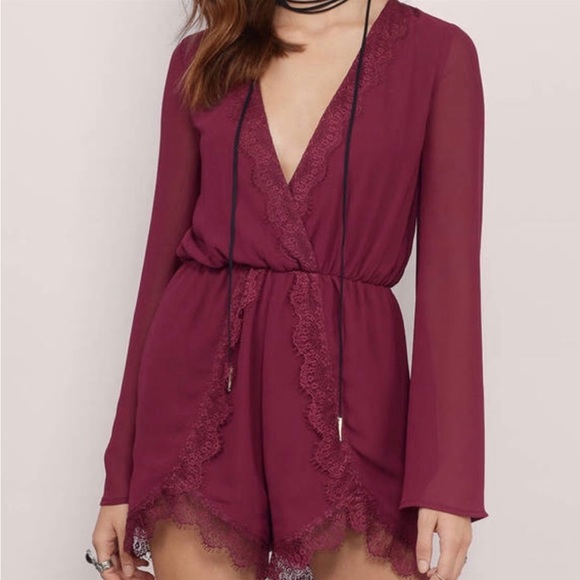 Tobi Pants - 3/$20 TOBI Maroon Long Sleeve Romper- Faux Wrap Lace Hem Size Small
